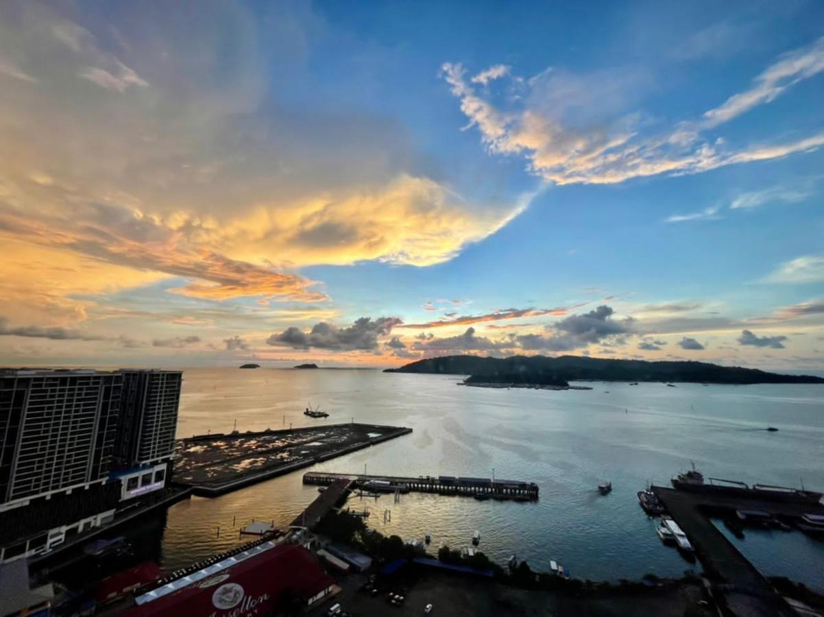Petronella Suites Apartment @ Jesselton Quay Kota Kinabalu Exterior foto