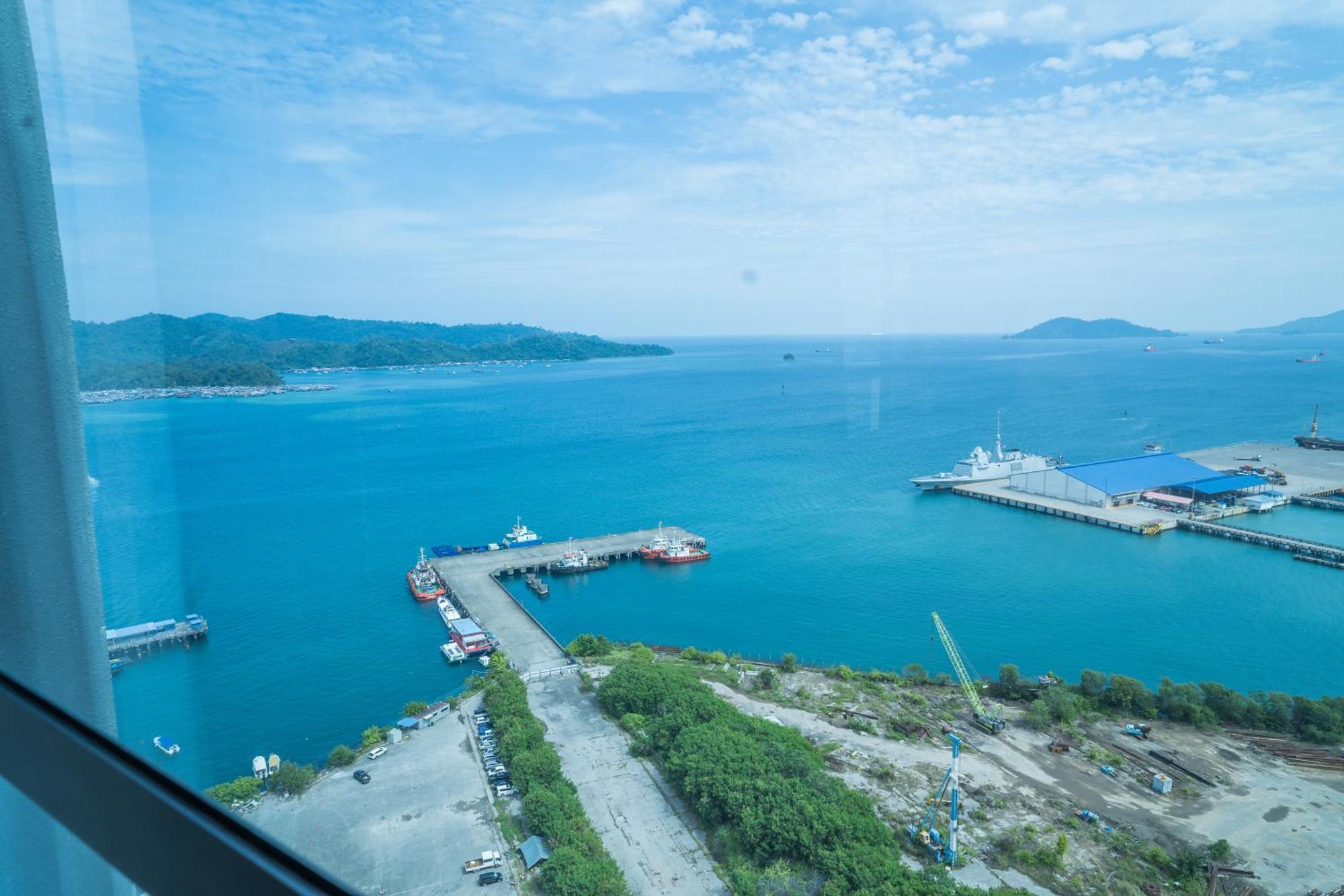 Petronella Suites Apartment @ Jesselton Quay Kota Kinabalu Exterior foto