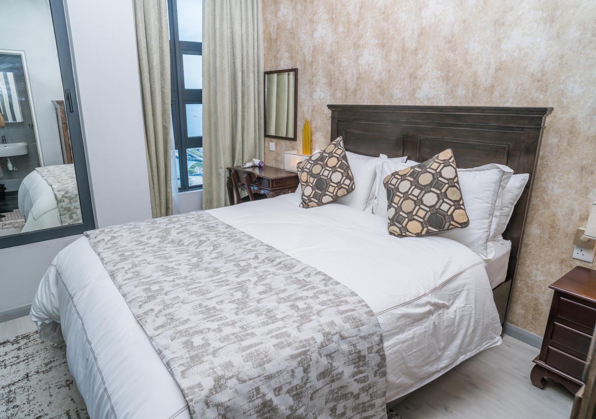 Petronella Suites Apartment @ Jesselton Quay Kota Kinabalu Exterior foto